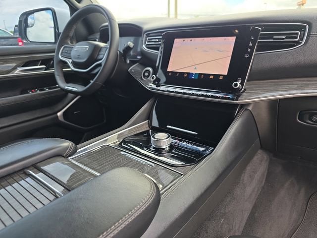 2022 Jeep Wagoneer Series III 4x2
