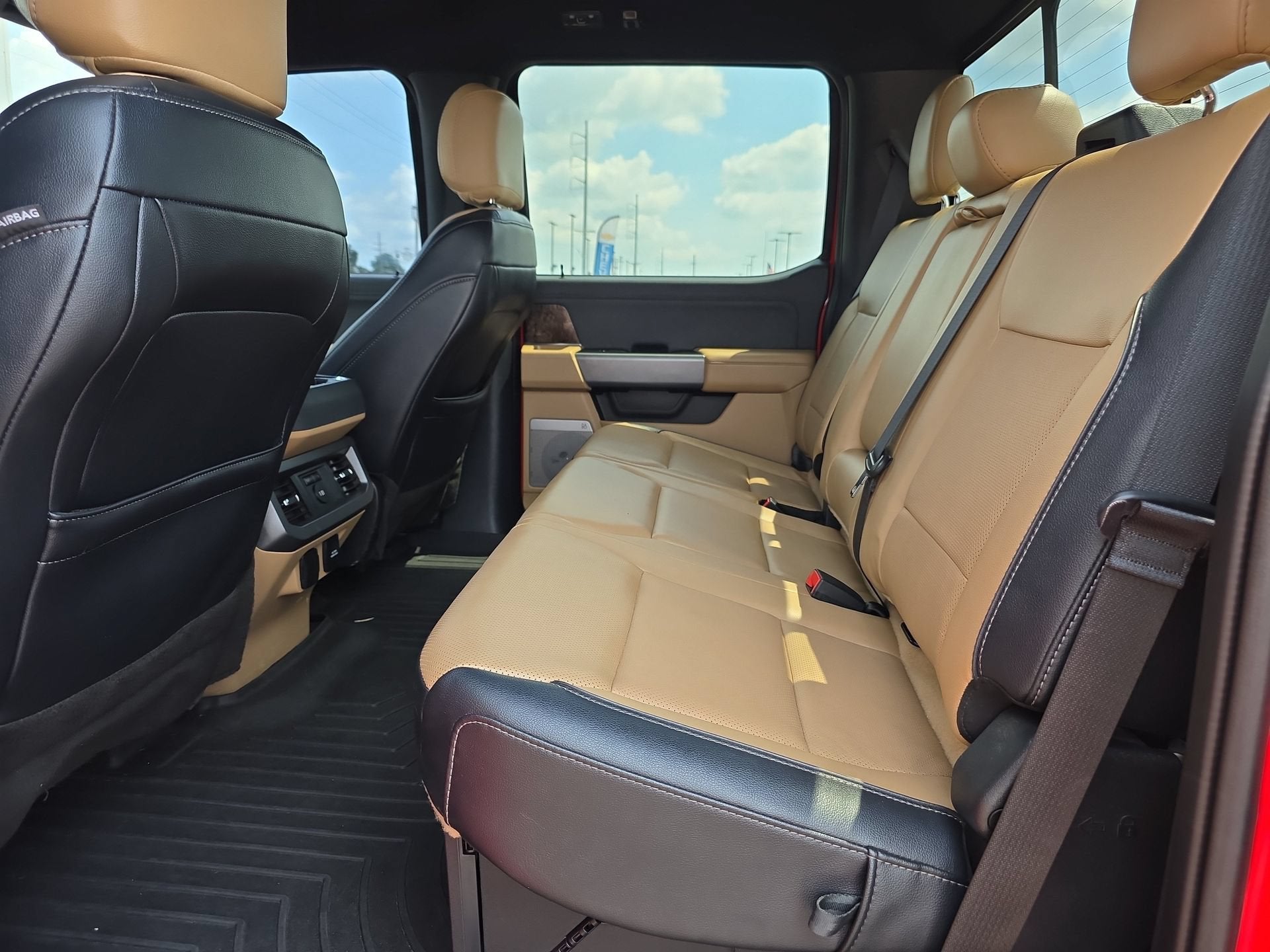 2023 Ford F-250 LARIAT