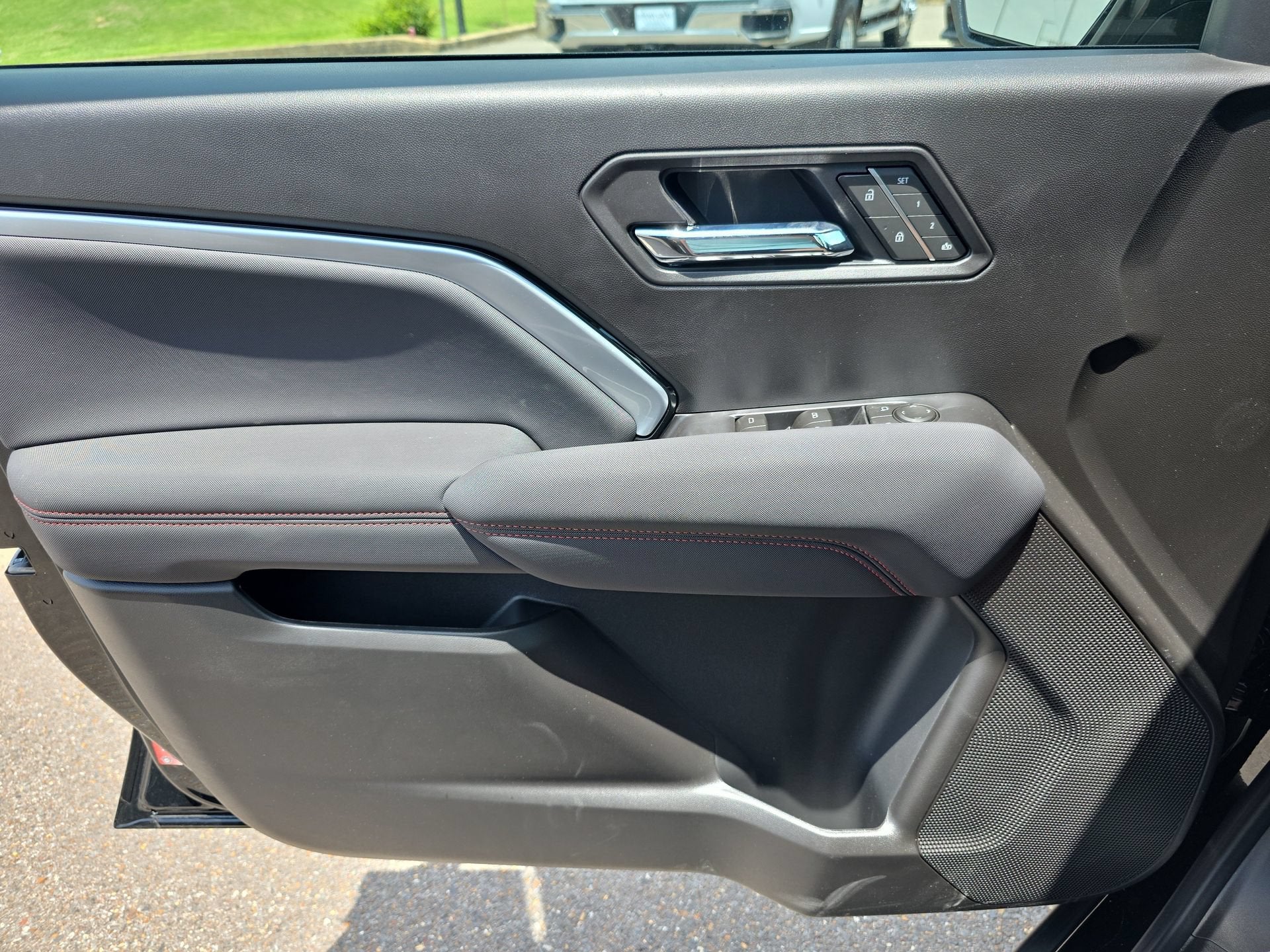 2026 Chevrolet Colorado Z71 - Photo 17