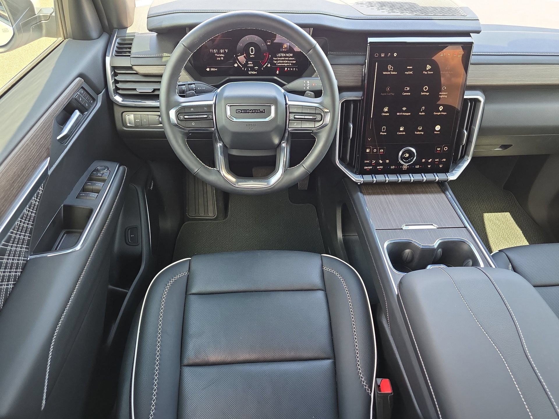 2025 GMC Acadia Denali