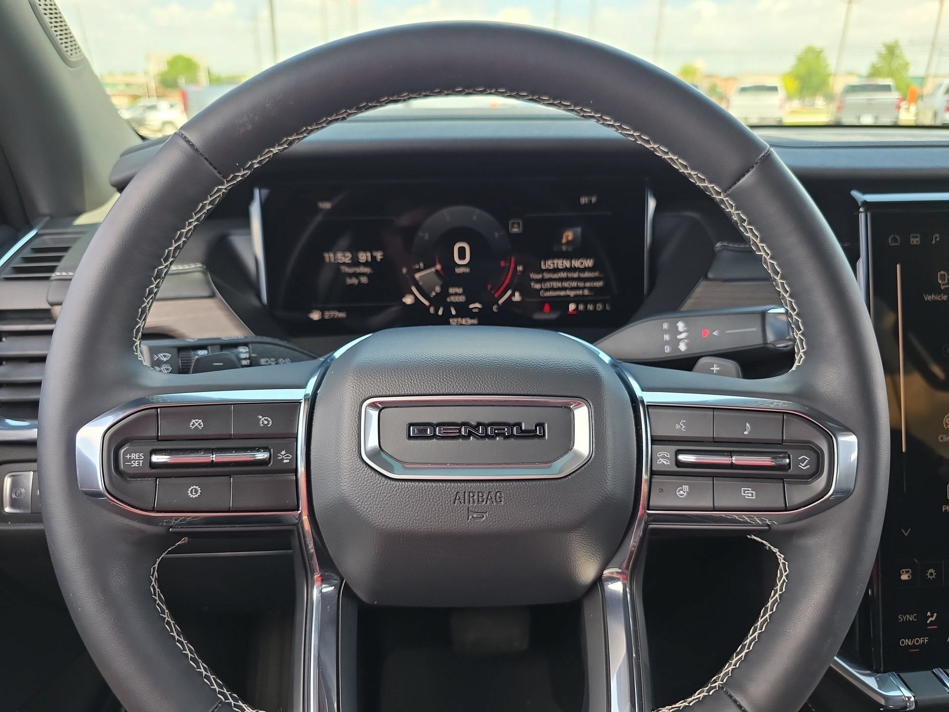 2025 GMC Acadia Denali