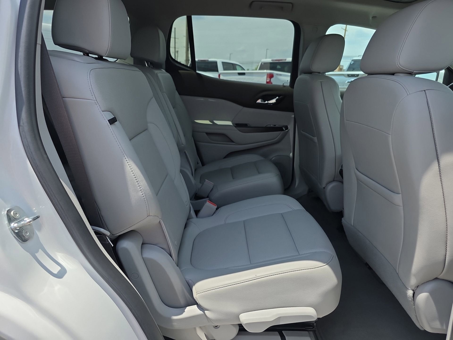2021 GMC Acadia SLT
