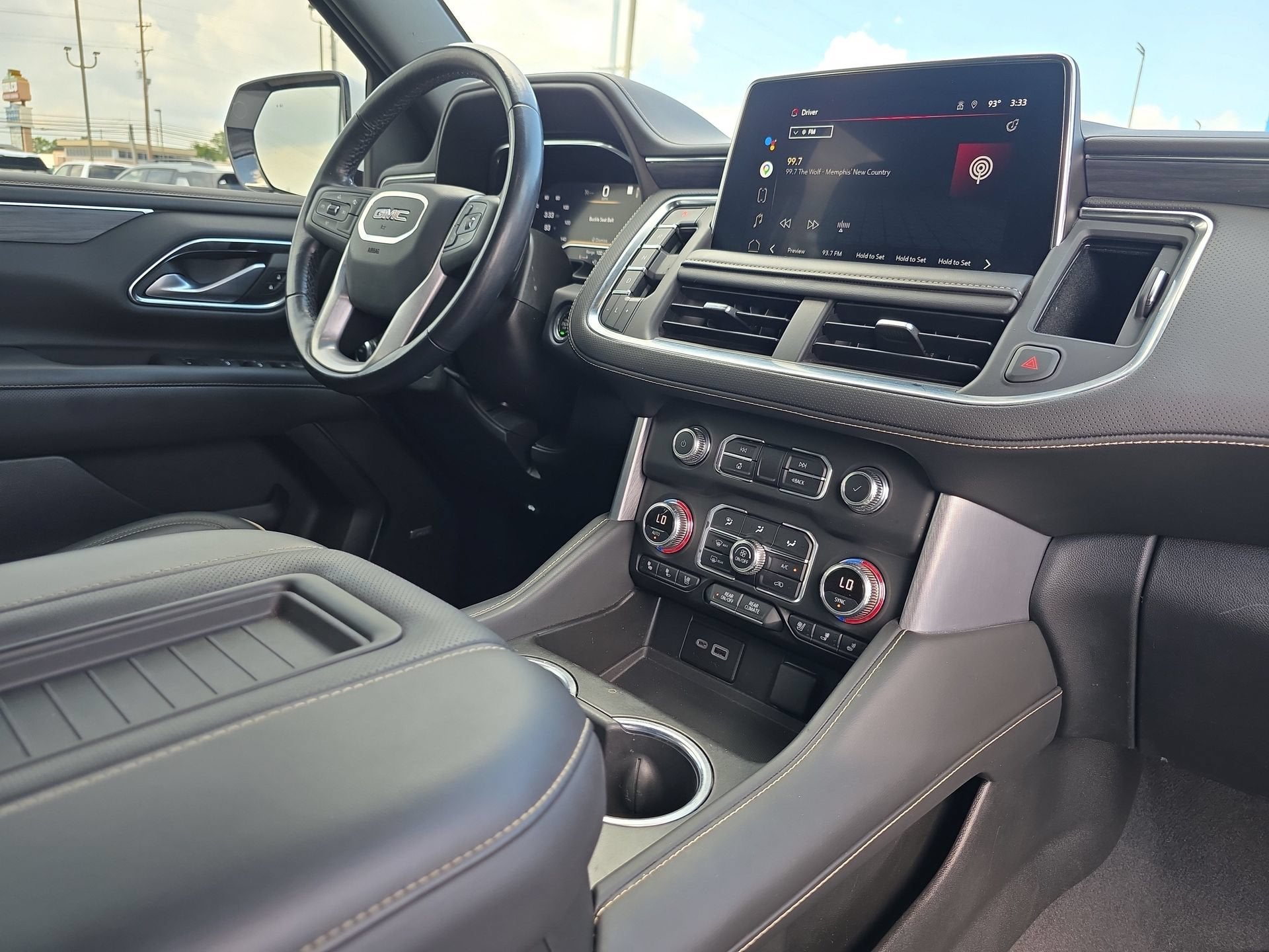 2022 GMC Yukon SLT