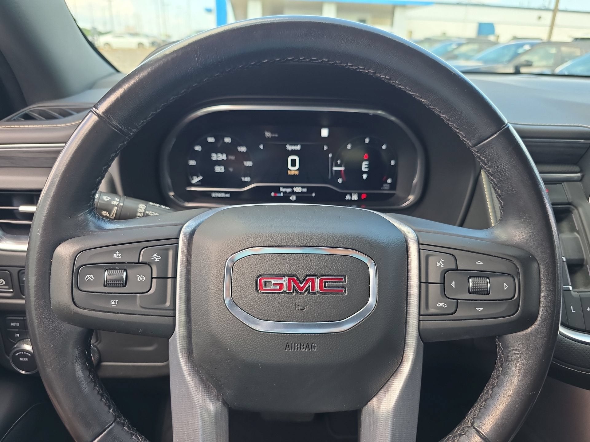 2022 GMC Yukon SLT