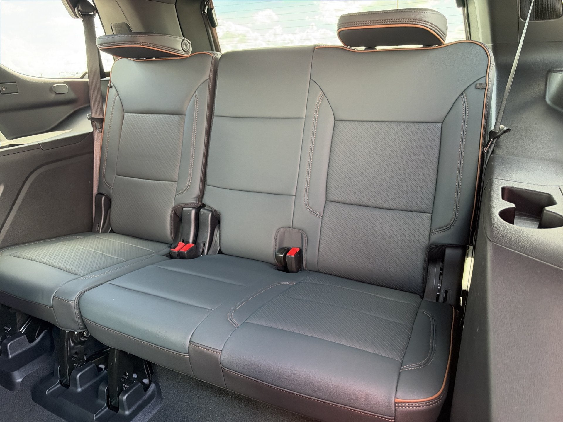 2025 GMC Yukon AT4