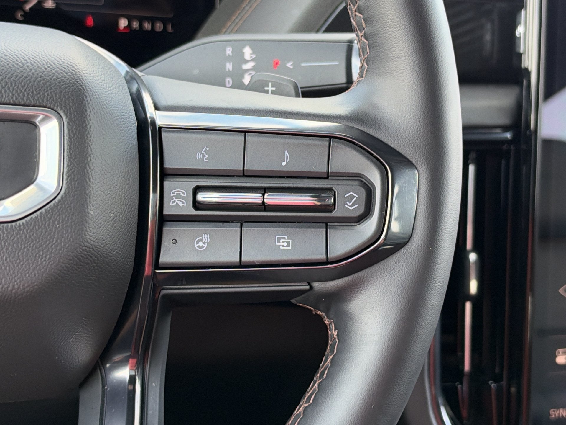 2025 GMC Yukon AT4