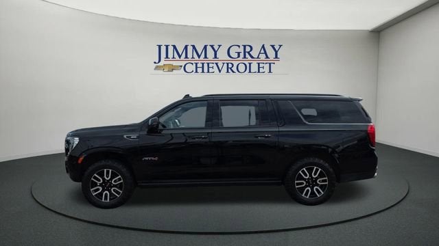2023 GMC Yukon XL AT4