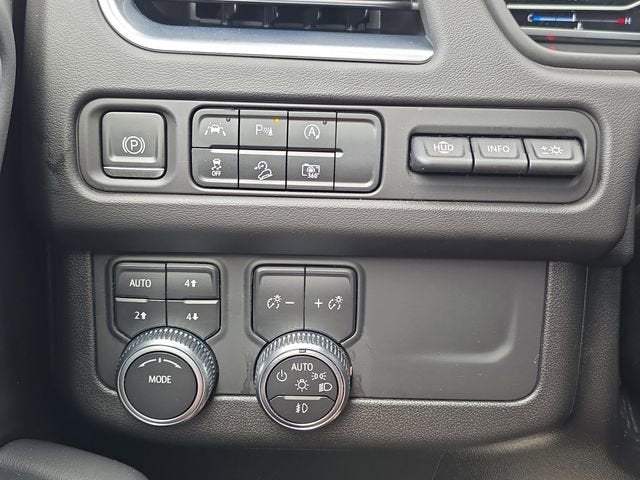 2023 GMC Yukon XL AT4