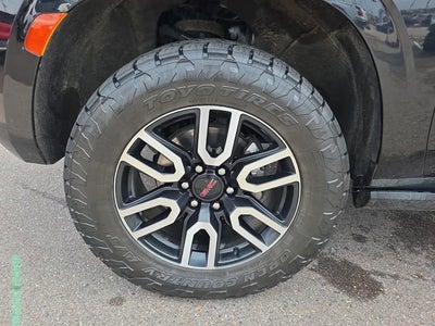 2023 GMC Yukon XL AT4