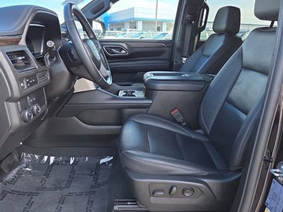 2023 Chevrolet Suburban LT