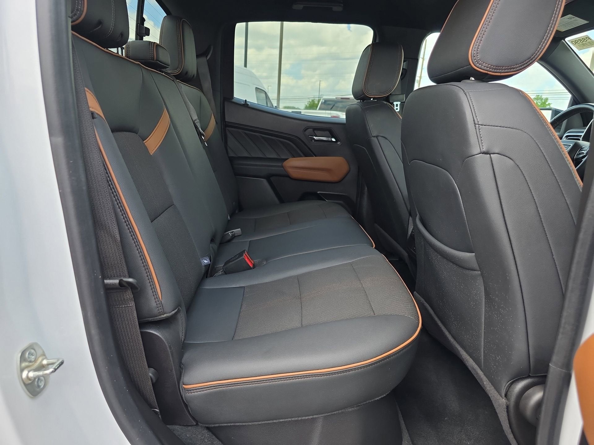 2024 GMC Canyon AT4