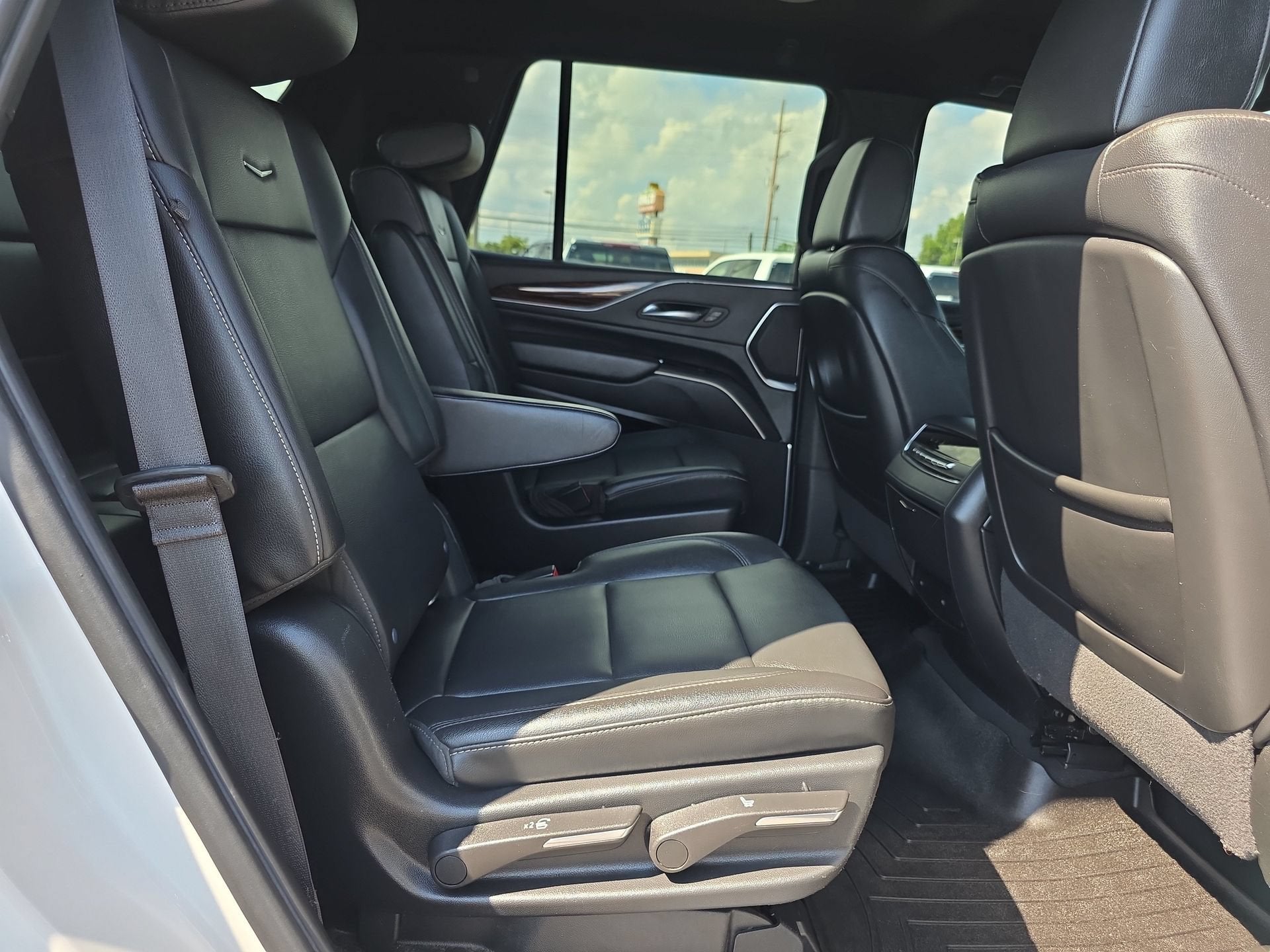 2021 Cadillac Escalade Luxury
