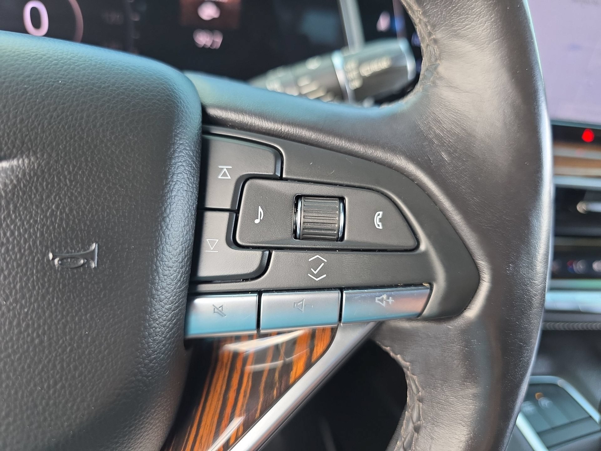 2021 Cadillac Escalade Luxury