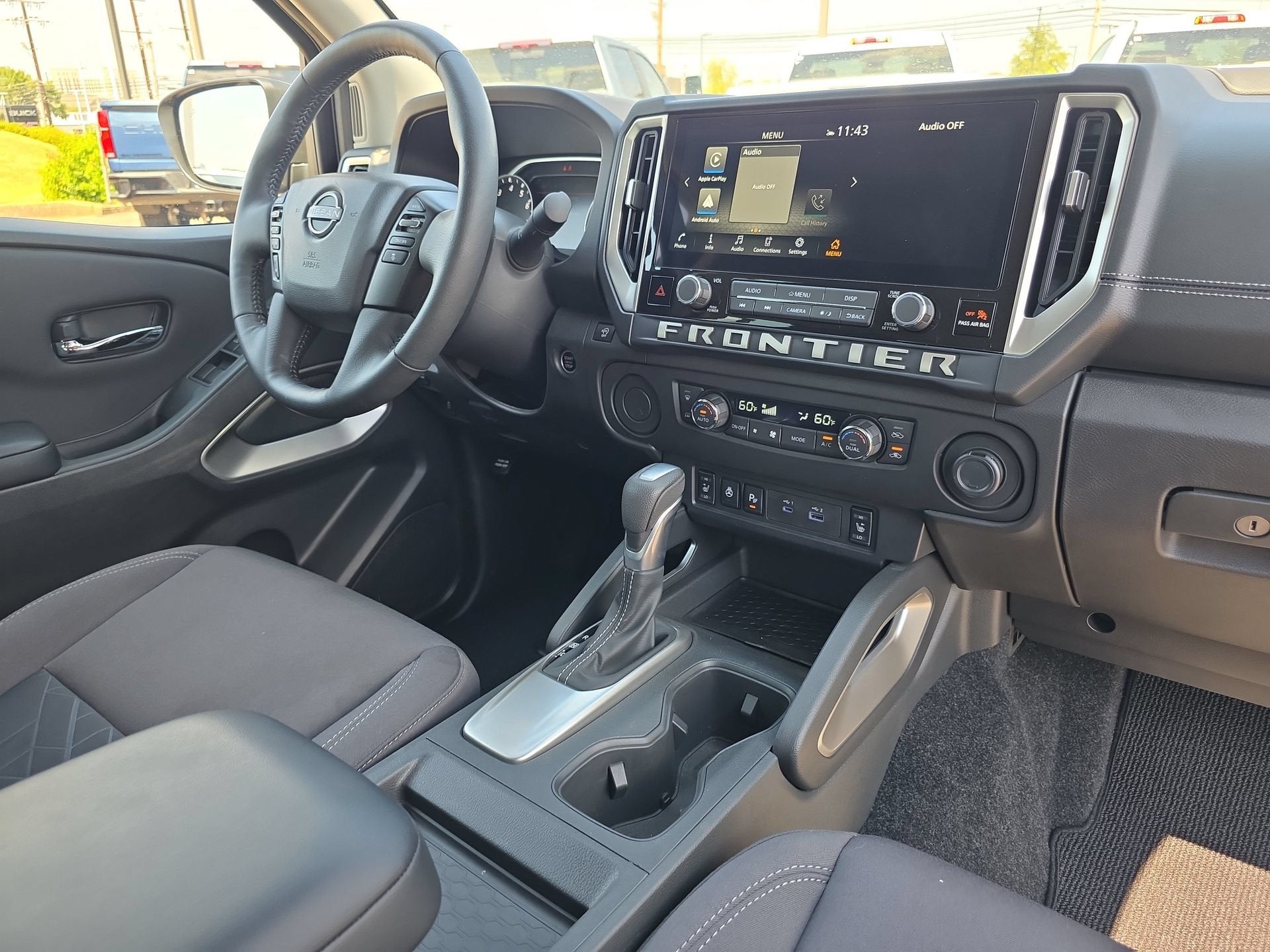2025 Nissan Frontier Crew Cab SV 4x2
