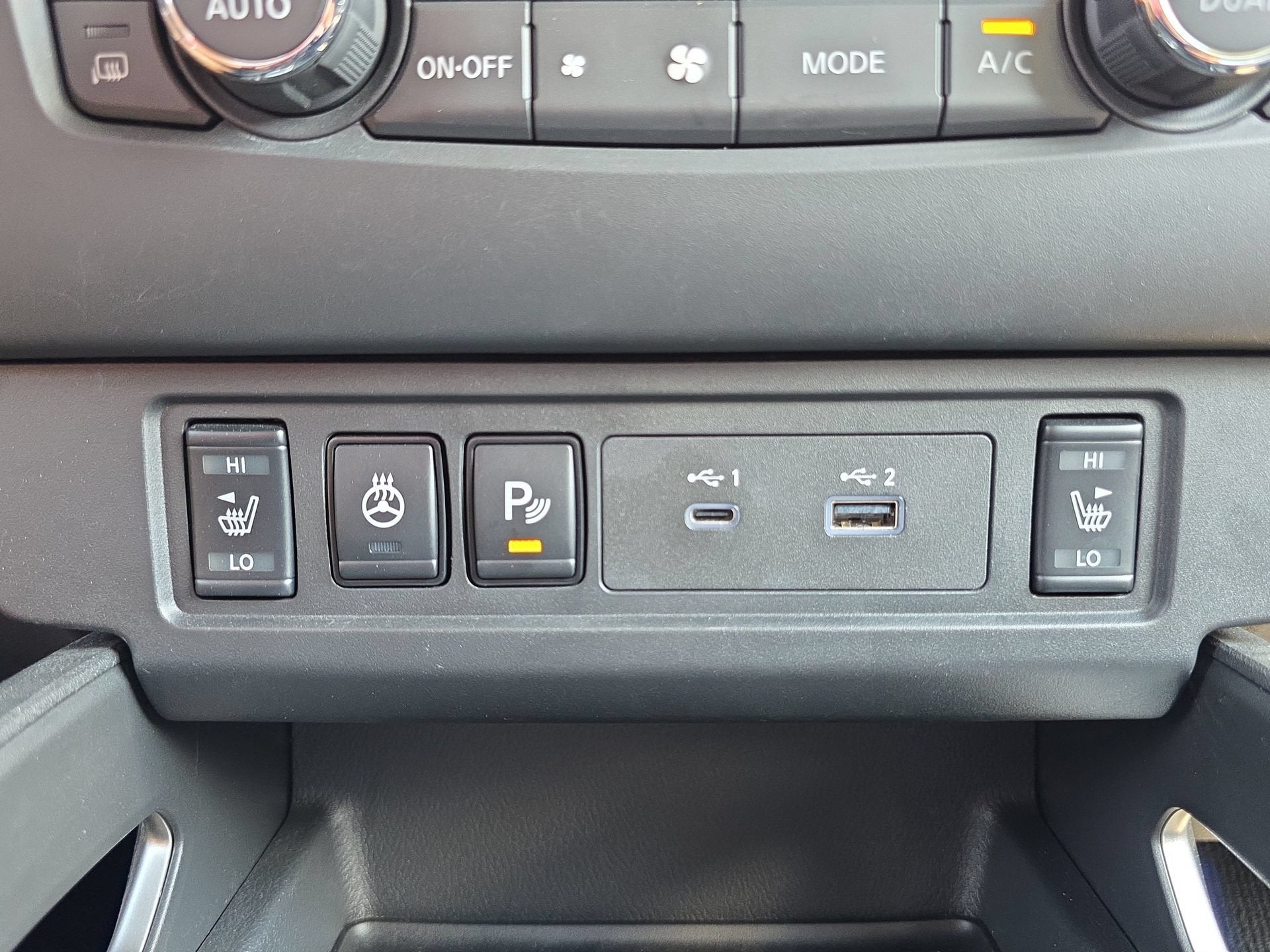 2025 Nissan Frontier Crew Cab SV 4x2
