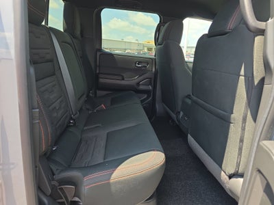 2025 Nissan Frontier Crew Cab PRO-4X 4x4