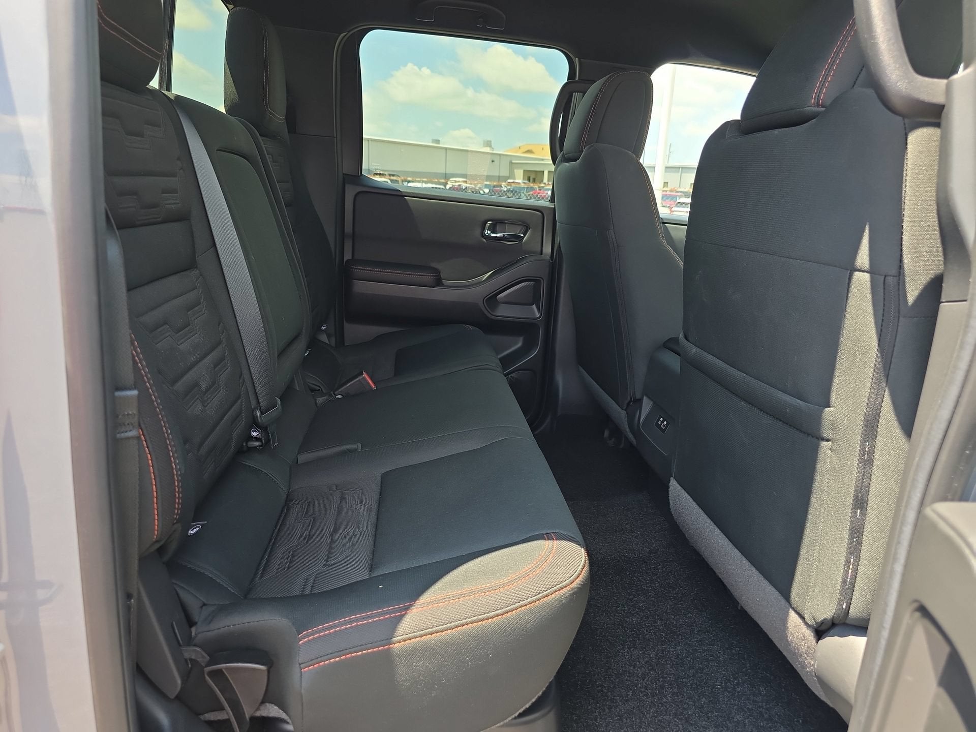 2025 Nissan Frontier Crew Cab PRO-4X 4x4