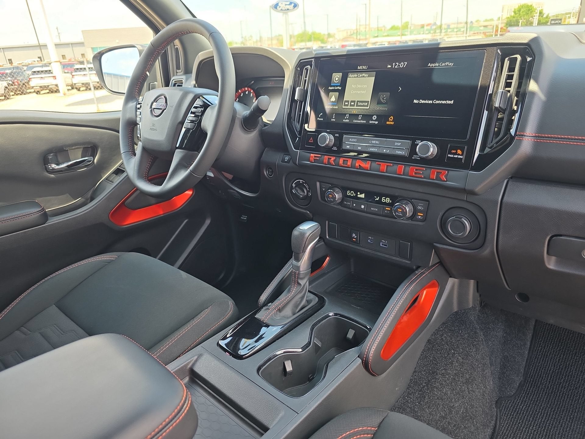 2025 Nissan Frontier Crew Cab PRO-4X 4x4