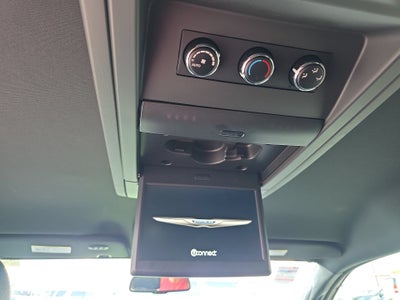 2016 Chrysler Town & Country S