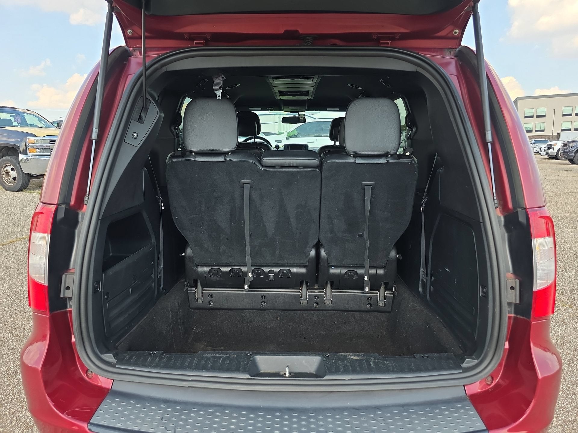 2016 Chrysler Town & Country S