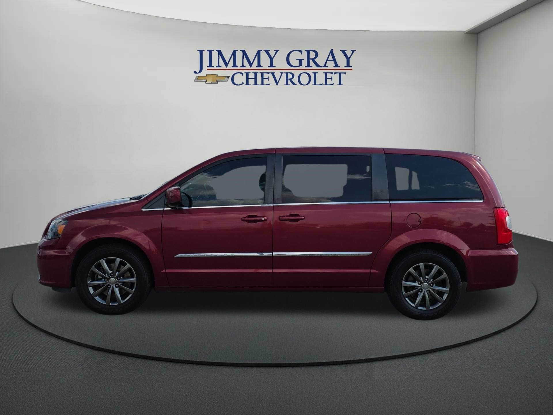 Used 2016 Chrysler Town & Country S with VIN 2C4RC1HG7GR113479 for sale in Southaven, MS