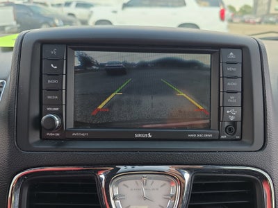 2016 Chrysler Town & Country S