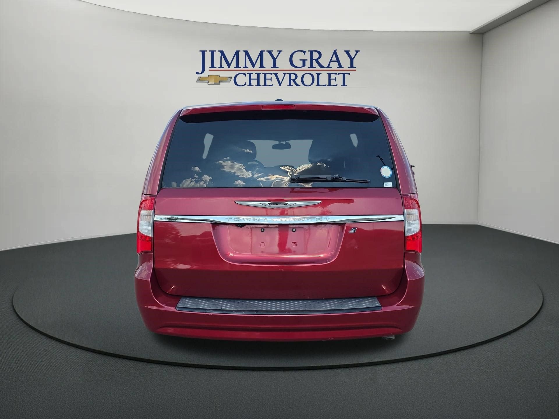 2016 Chrysler Town & Country S