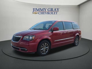 2016 Chrysler Town &amp; Country S