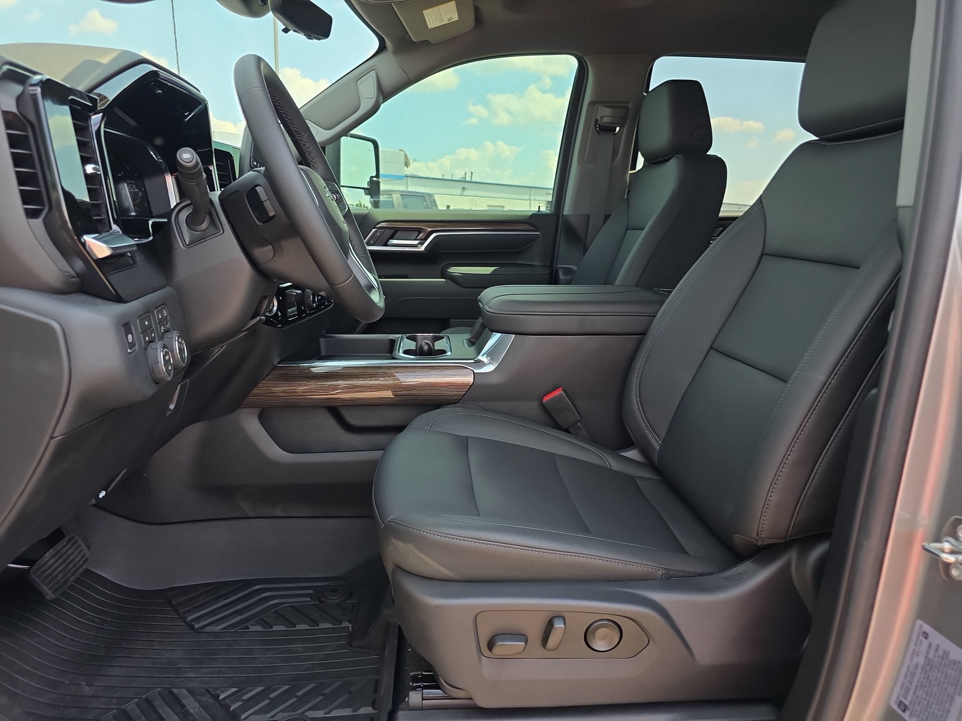 2026 Chevrolet Silverado 2500 HD LT - Photo 10