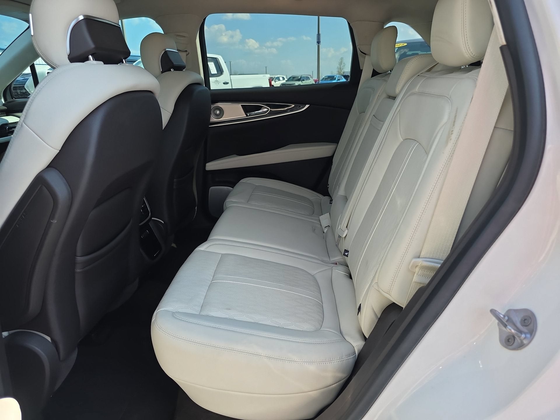 2023 Lincoln Nautilus Black Label