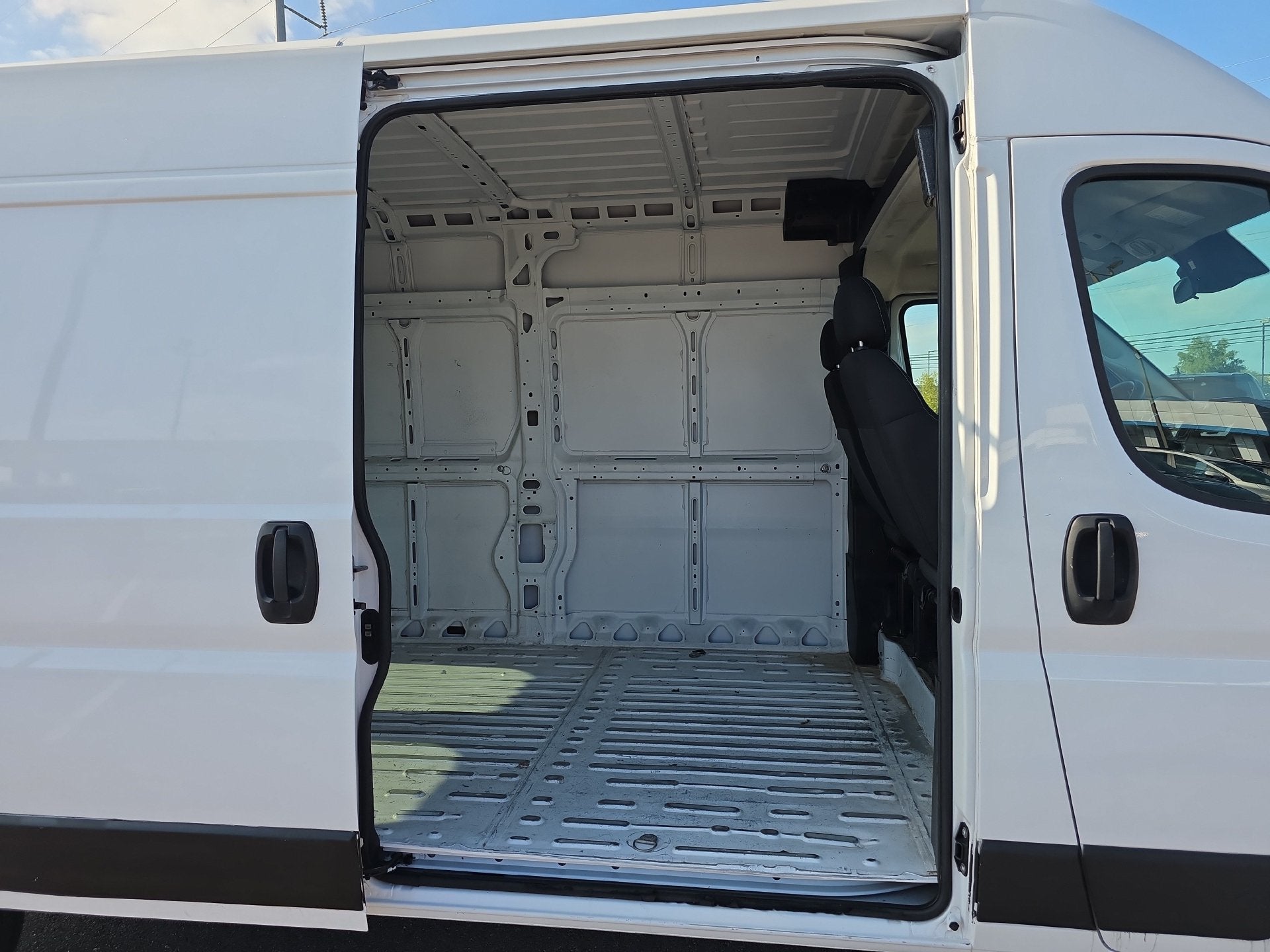 2023 RAM ProMaster 2500 Cargo Van High Roof 159" WB