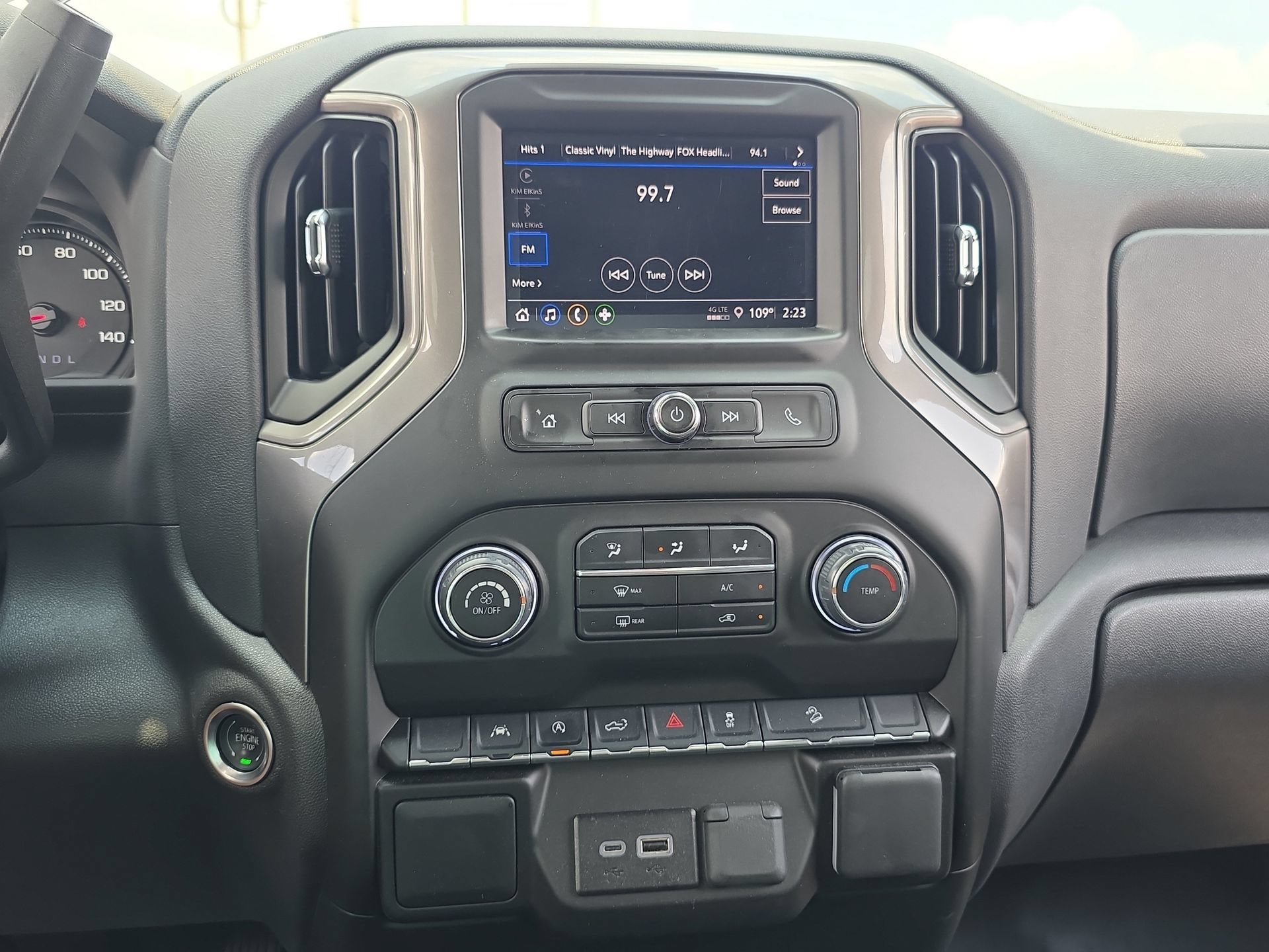 2025 Chevrolet Silverado 1500 Custom Trail Boss