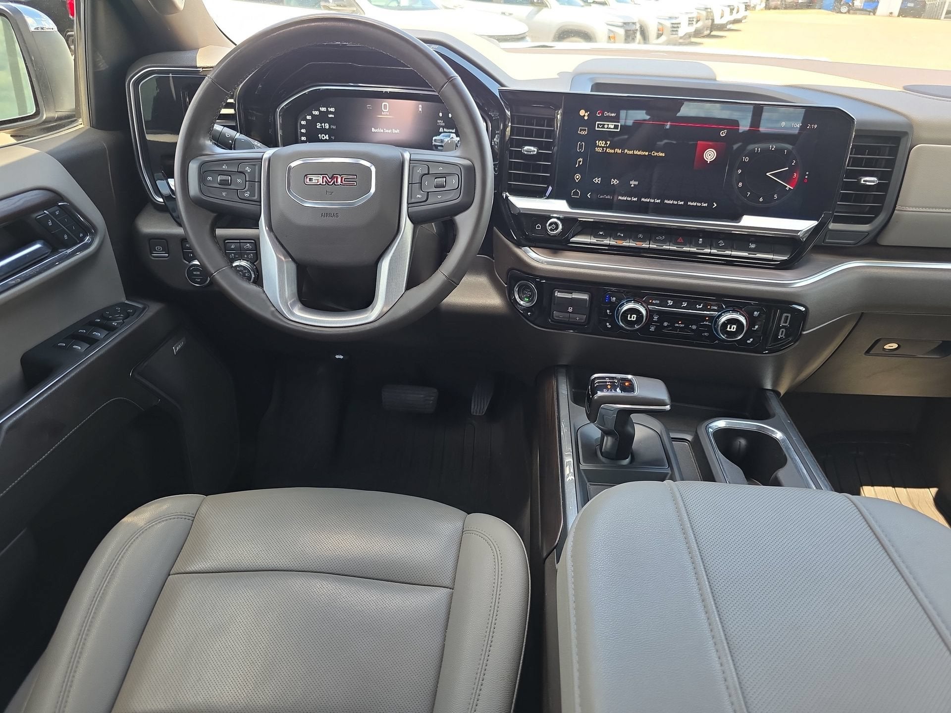 2023 GMC Sierra 1500 SLT