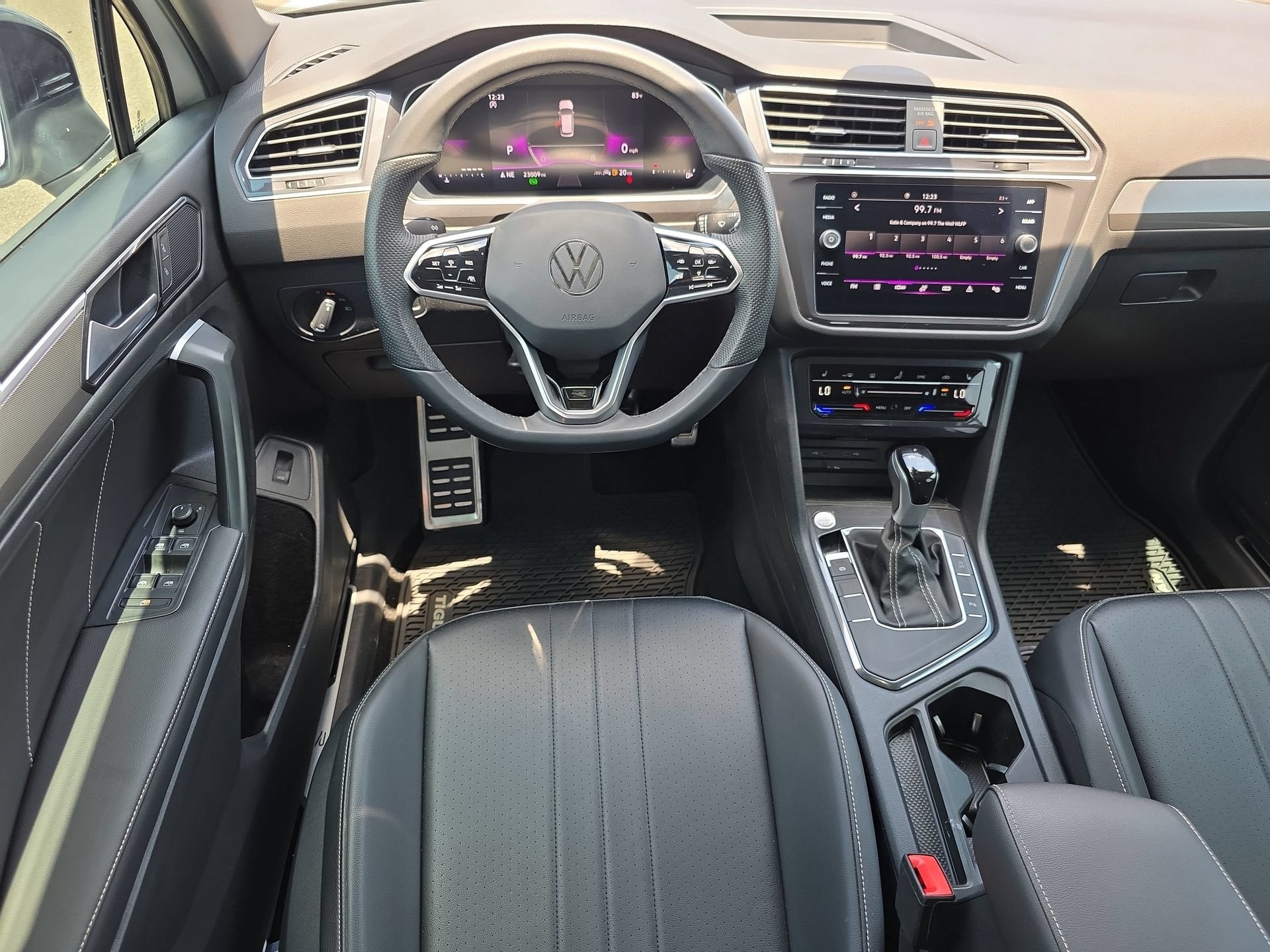 2024 Volkswagen Tiguan 2.0T SE R-Line Black