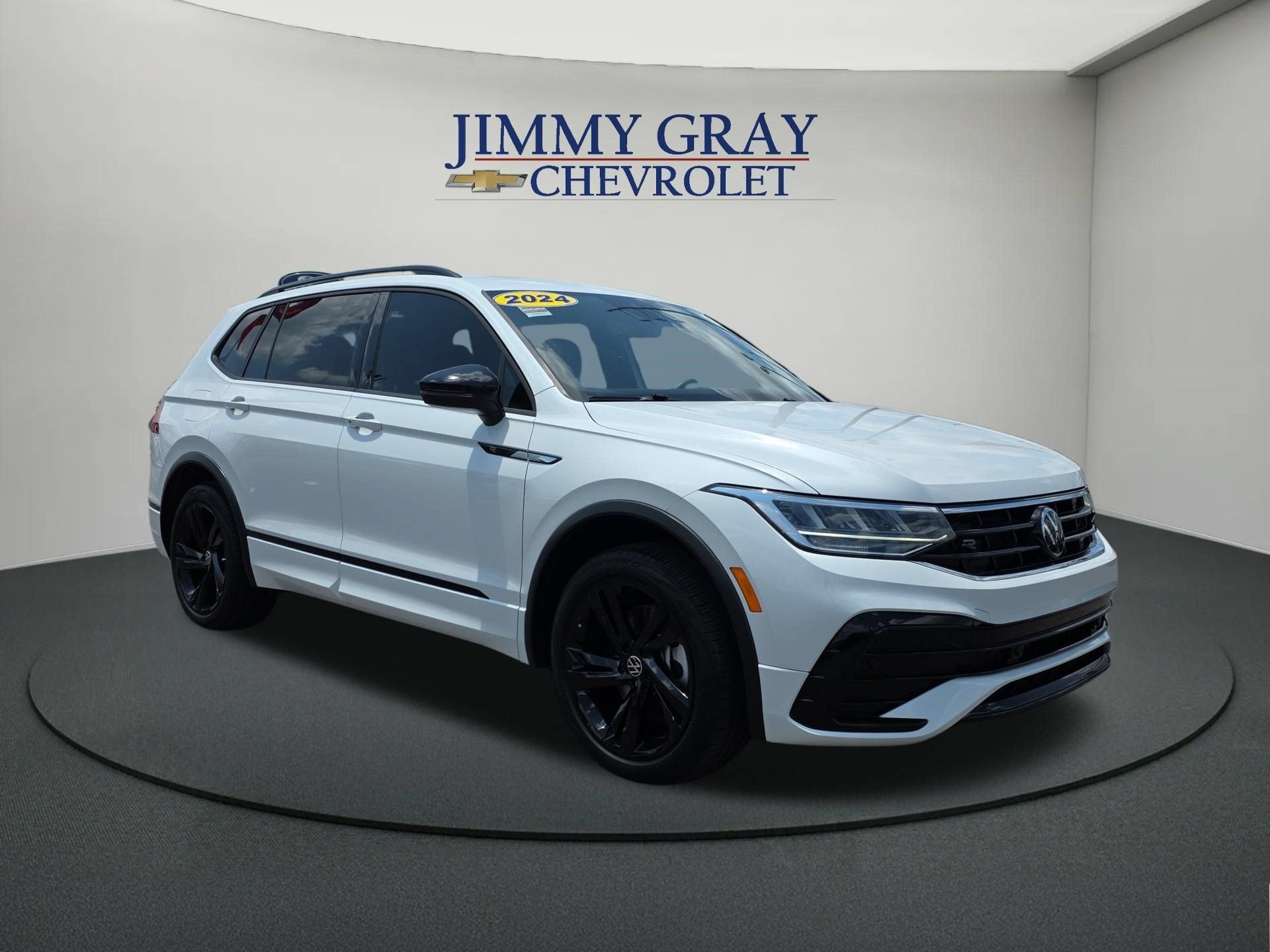 2024 Volkswagen Tiguan 2.0T SE R-Line Black