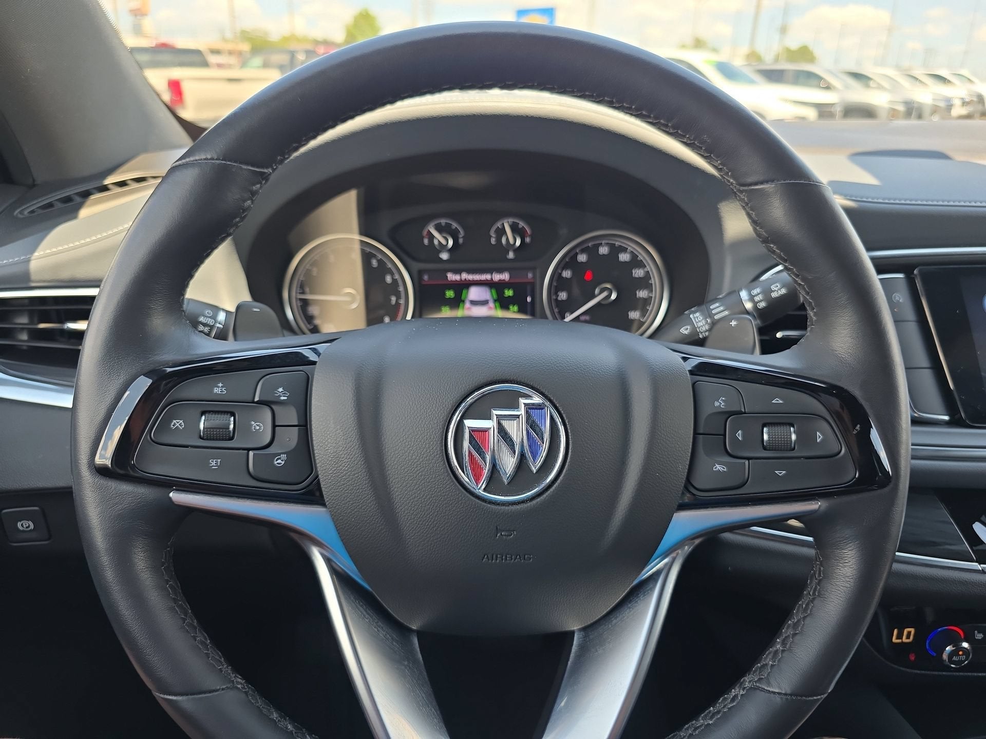 2023 Buick Enclave Essence