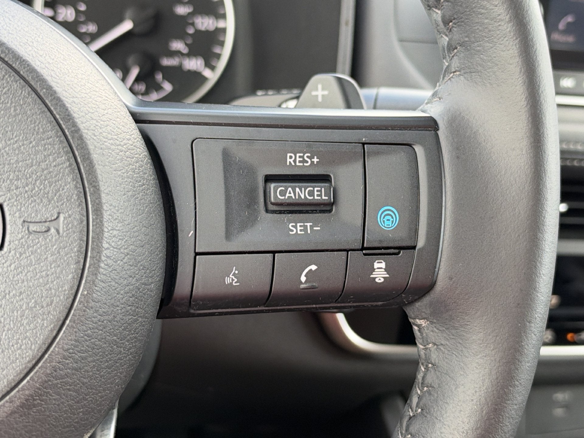 2024 Nissan Rogue SV FWD