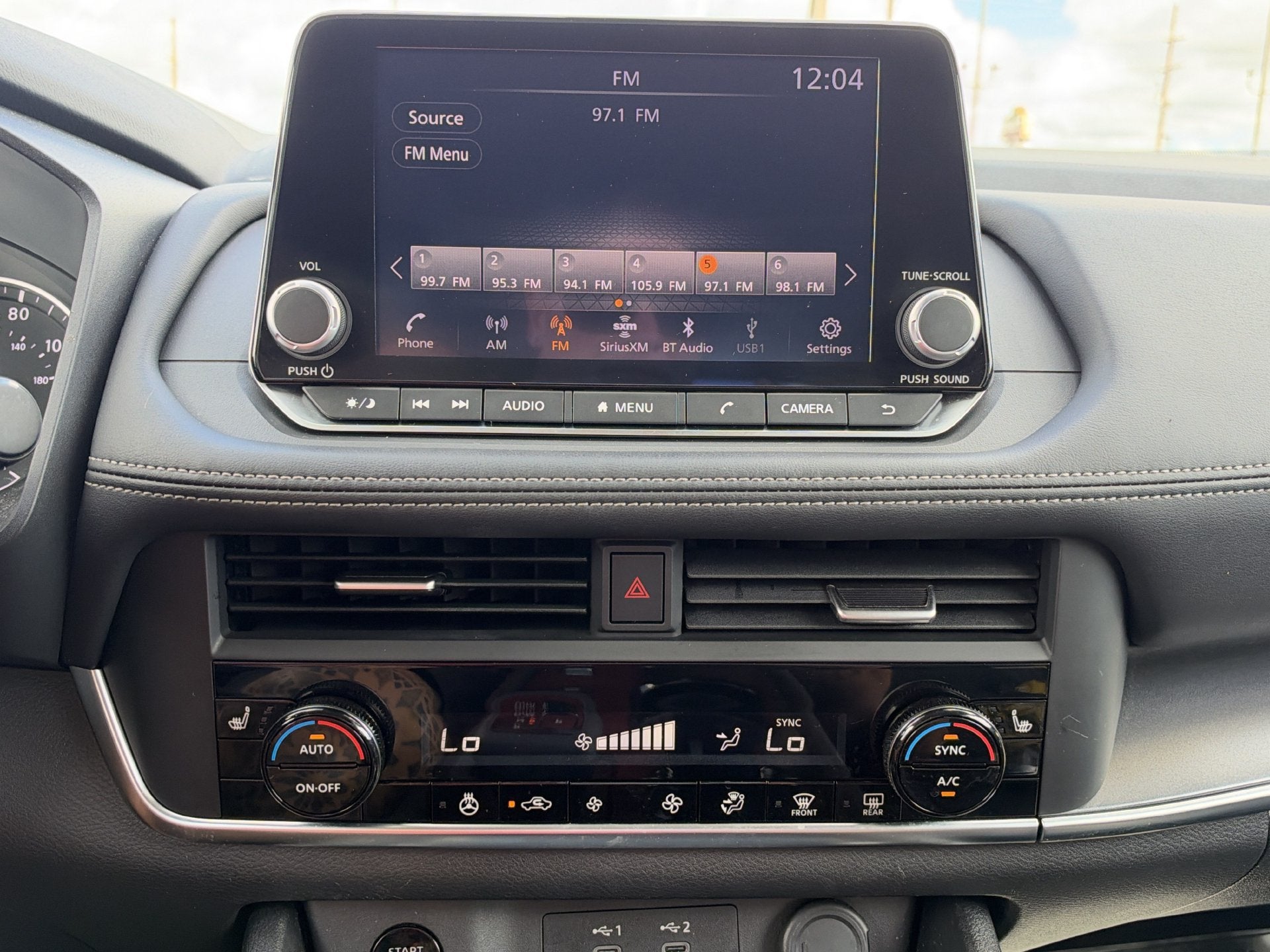 2024 Nissan Rogue SV FWD