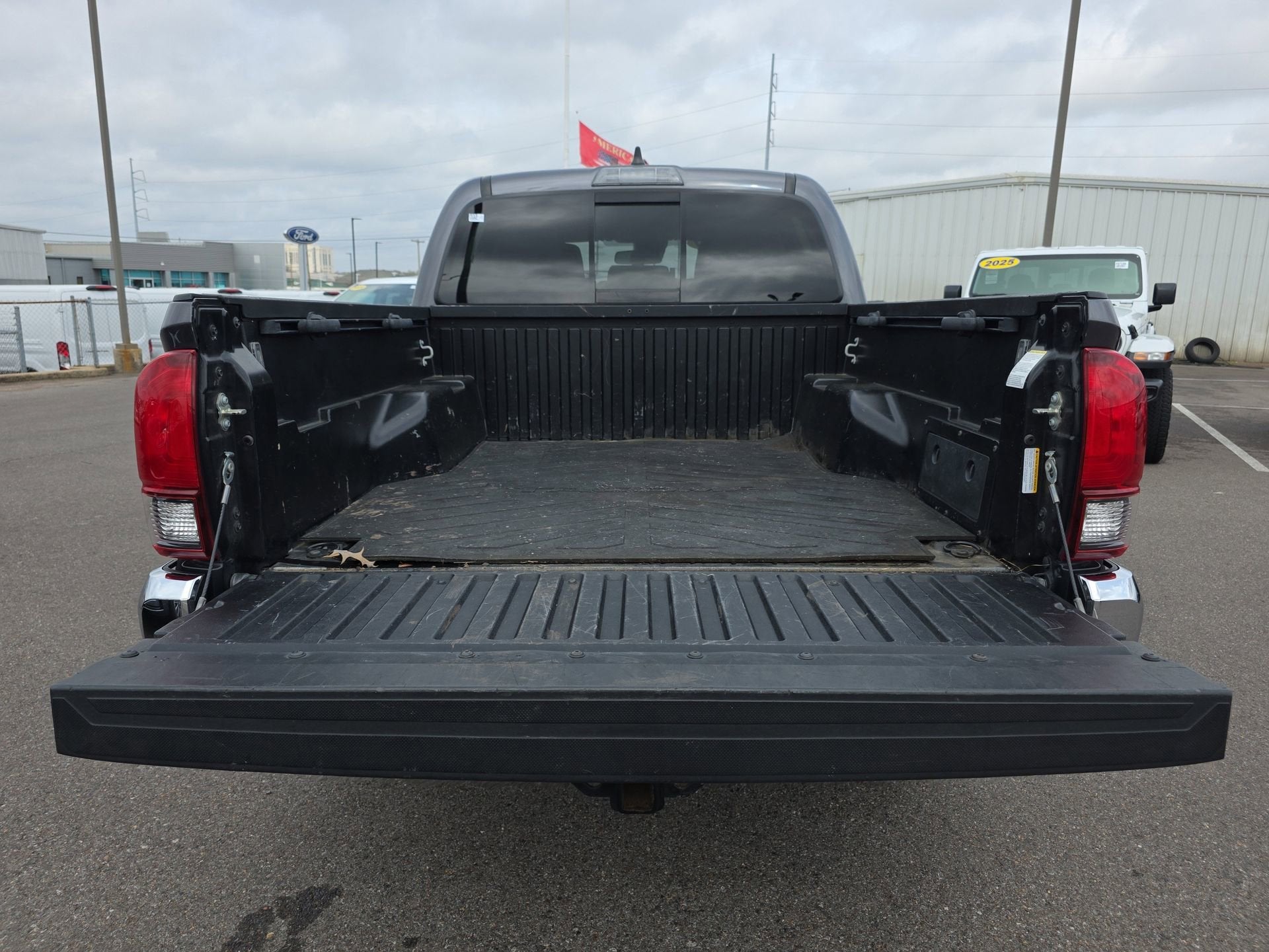 2020 Toyota Tacoma SR5 V6