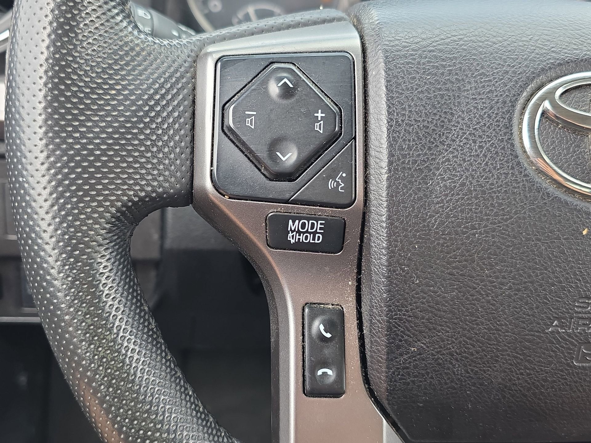 2020 Toyota Tacoma SR5 V6