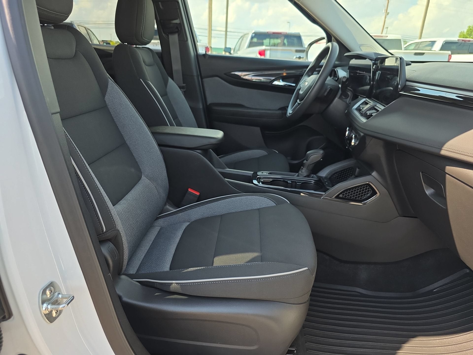 2025 Chevrolet Trailblazer LS