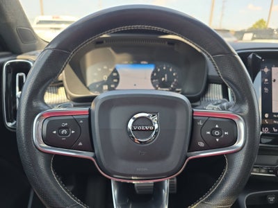 2020 Volvo XC40 T5 R-Design