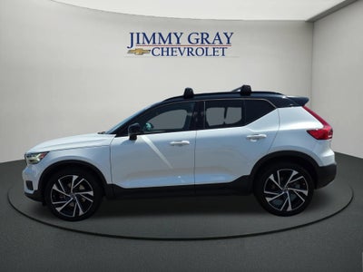 2020 Volvo XC40 T5 R-Design
