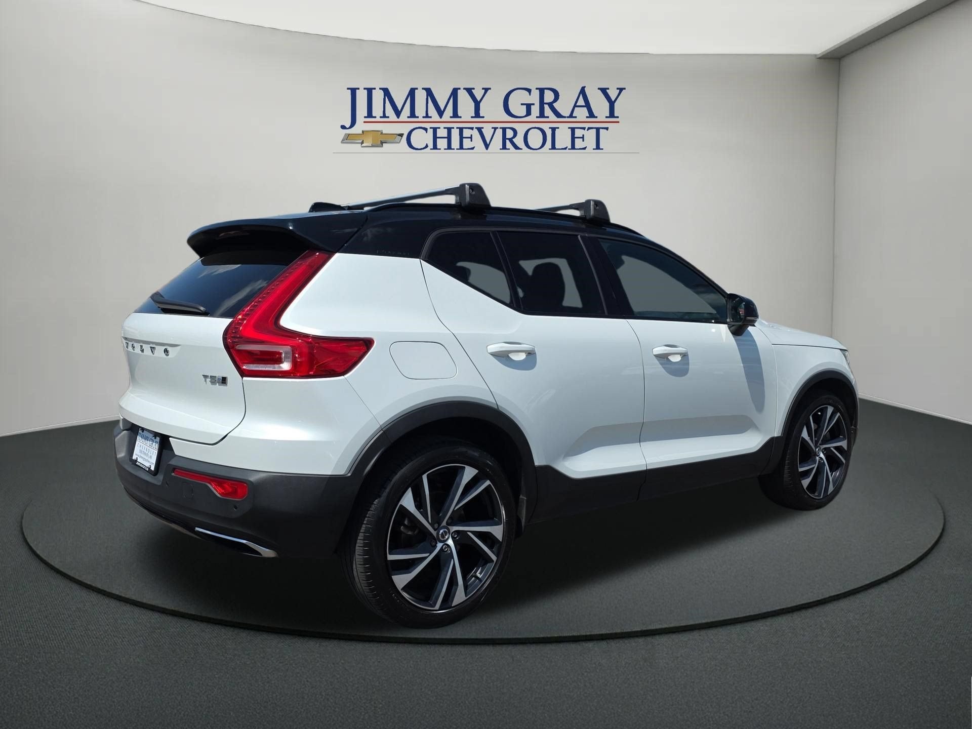 2020 Volvo XC40 T5 R-Design