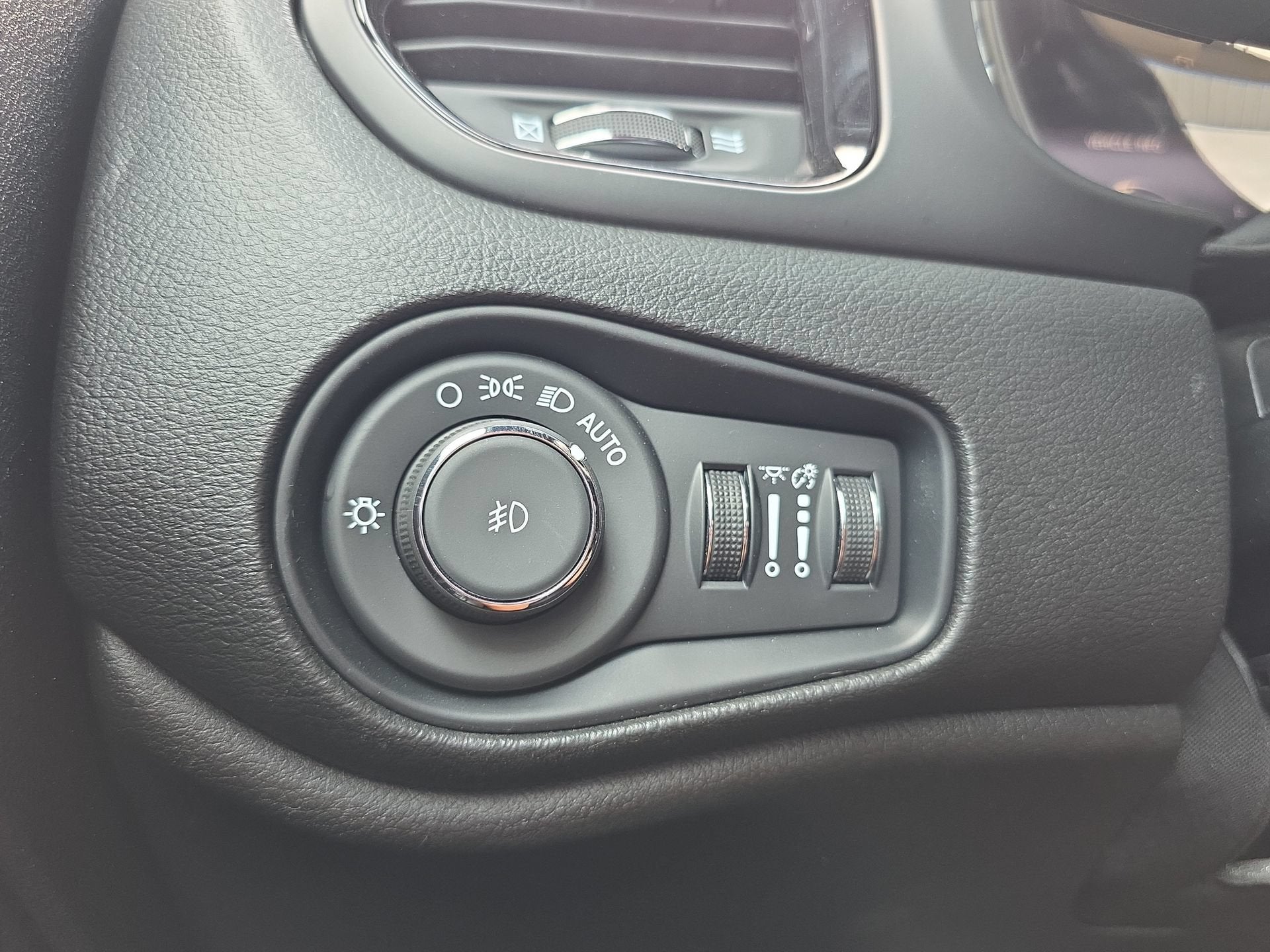 2022 Jeep Renegade Altitude 4x4